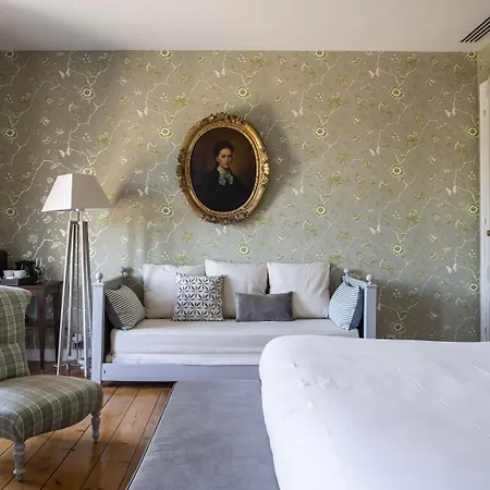 Chateau Ormes De Pez לינה וארוחת בוקר 3*