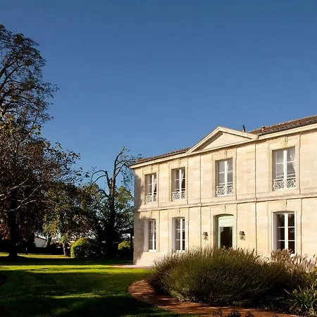 Chateau Ormes De Pez לינה וארוחת בוקר Saint-Estèphe