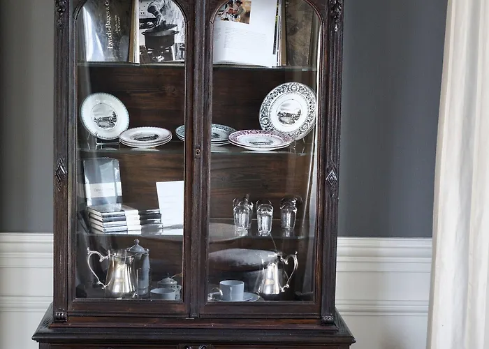 Chateau Ormes De Pez Bed and Breakfast 3*